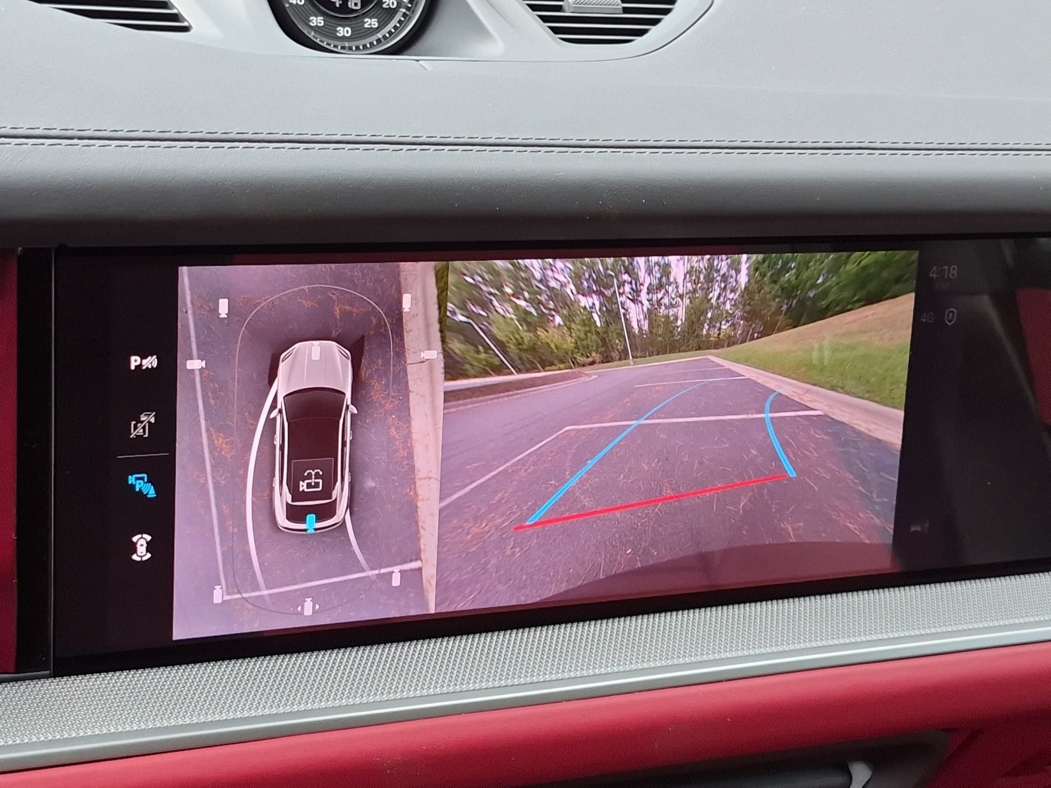 New 2026 Porsche Cayenne Coupe AWD/4WD image 16