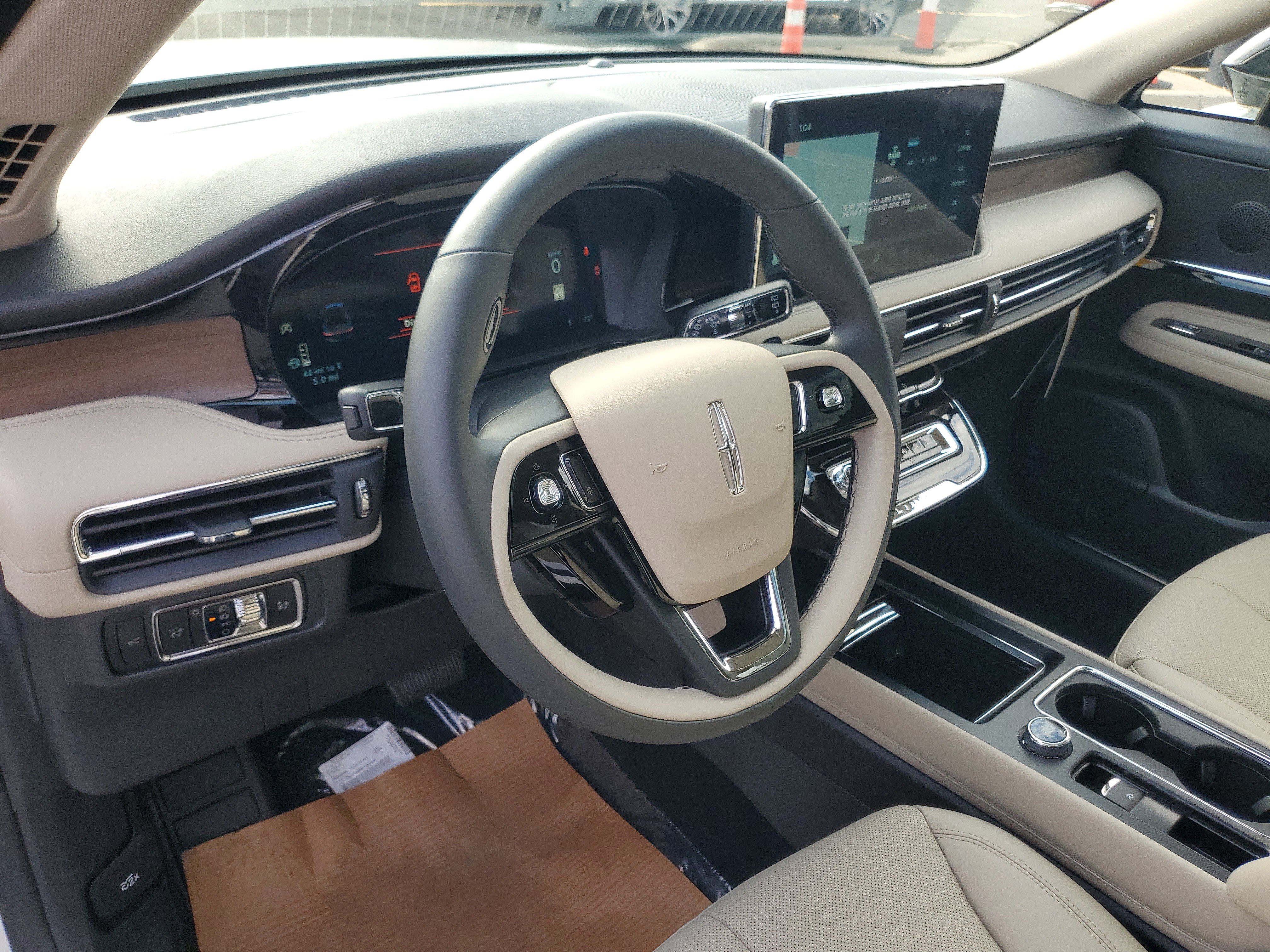 New 2026 Lincoln Corsair Reserve image 13