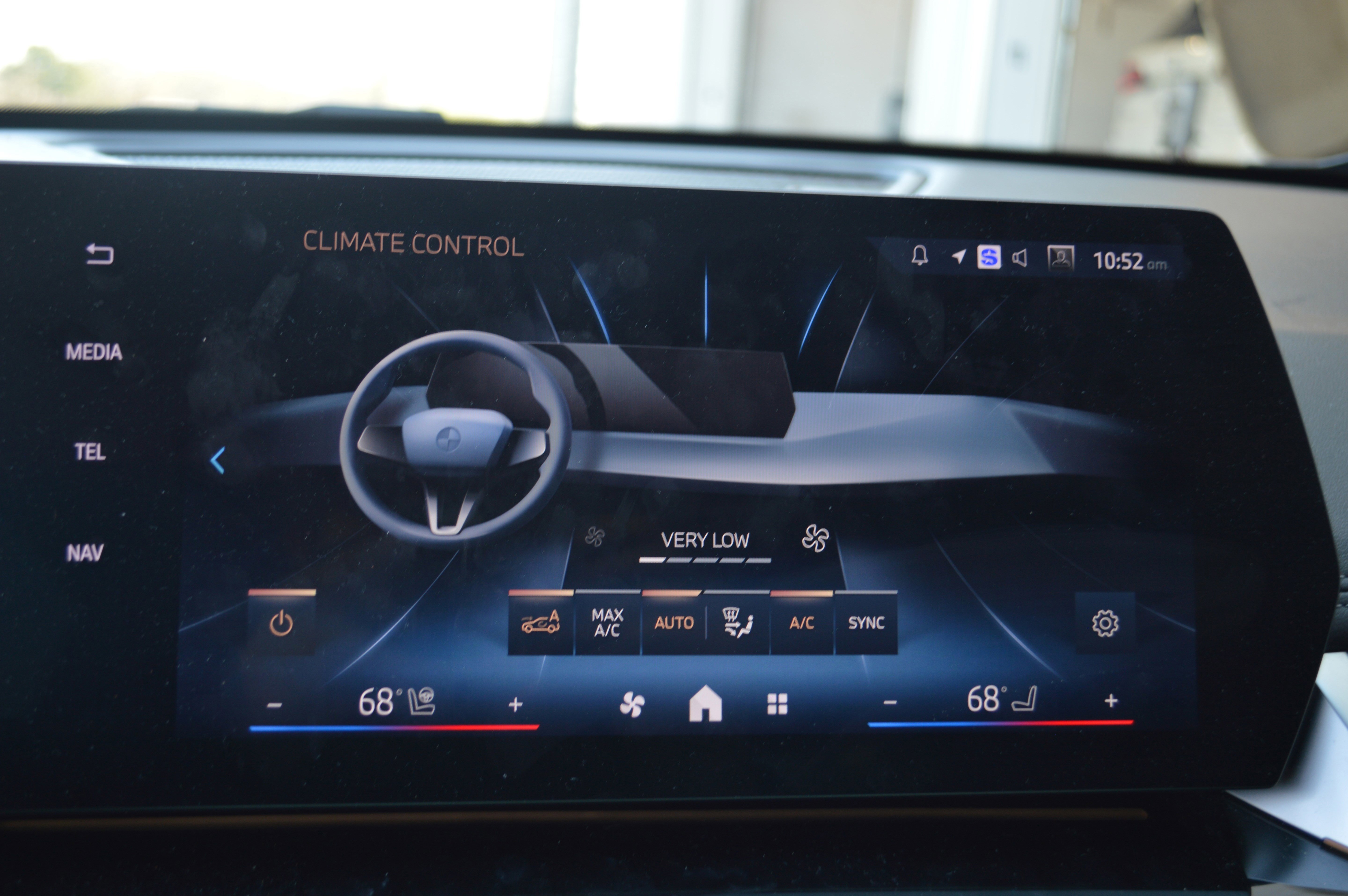 Certified 2024 BMW X1 xDrive28i w/ Convenience Package image 21