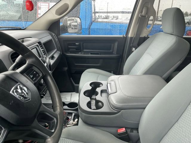 Used 2018 RAM 3500 Tradesman w/ Chrome Appearance Group image 4