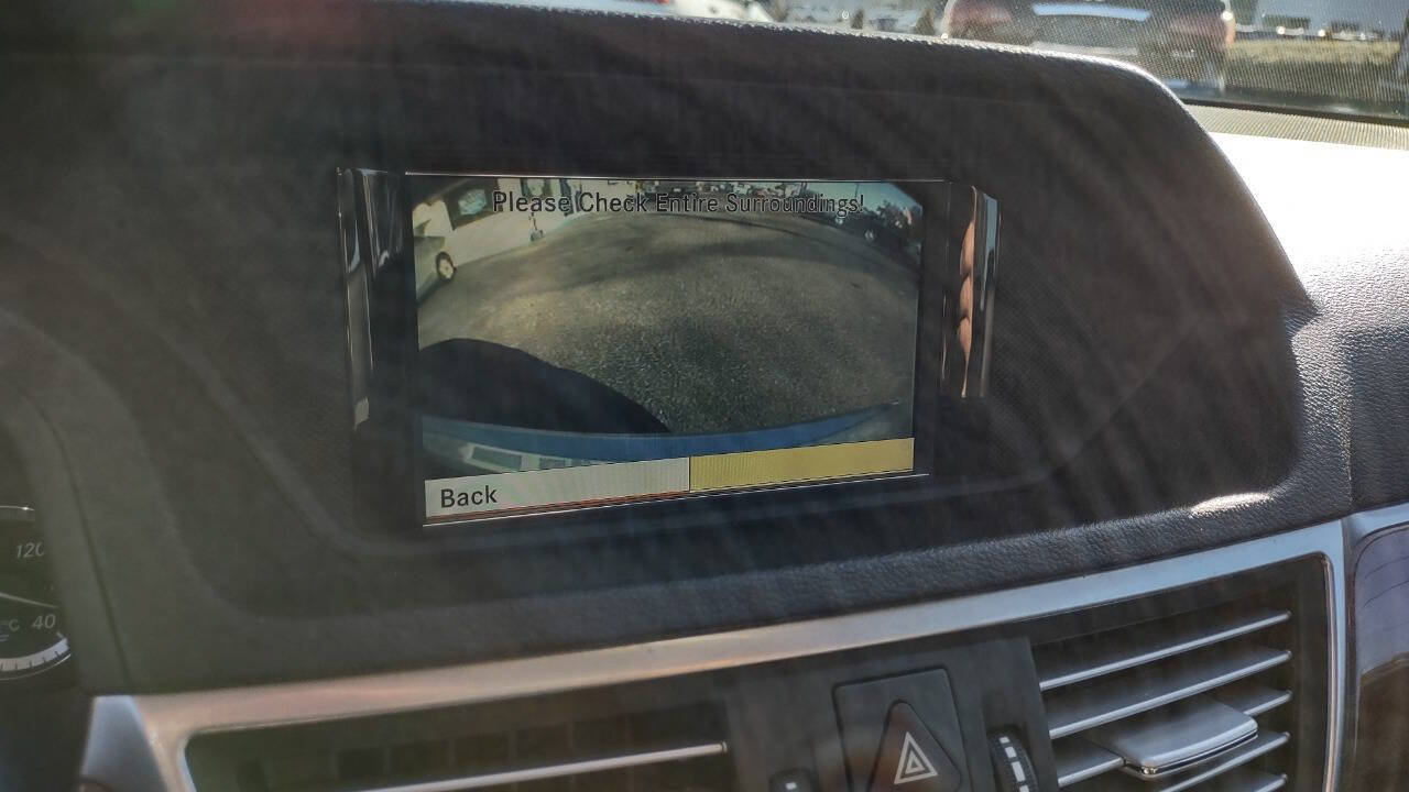 Used 2012 Mercedes-Benz E 350 4MATIC Sedan image 19