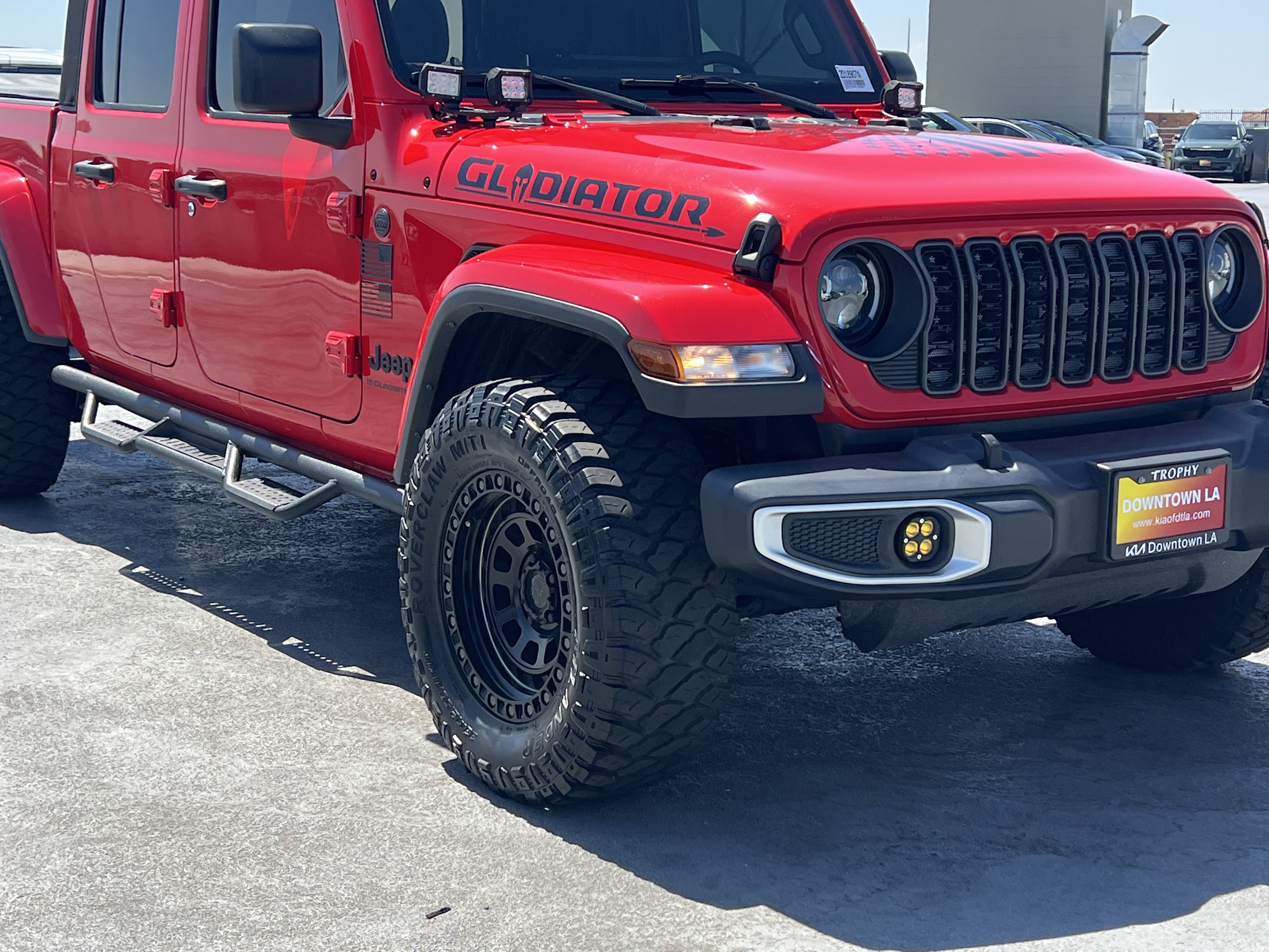 Used 2024 Jeep Gladiator Sport AWD/4WD image 11