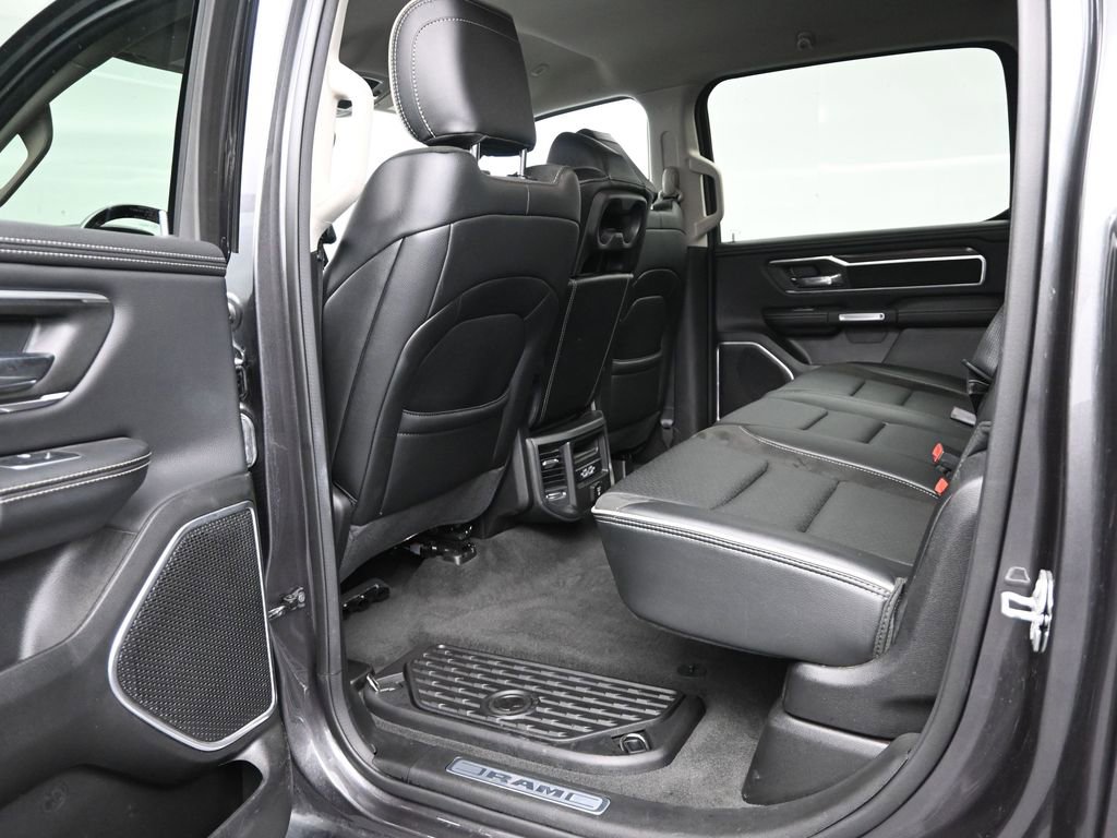 Used 2022 RAM 1500 Laramie AWD/4WD image 14