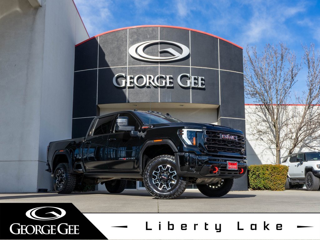 Used 2025 GMC Sierra 2500 AT4X image 1