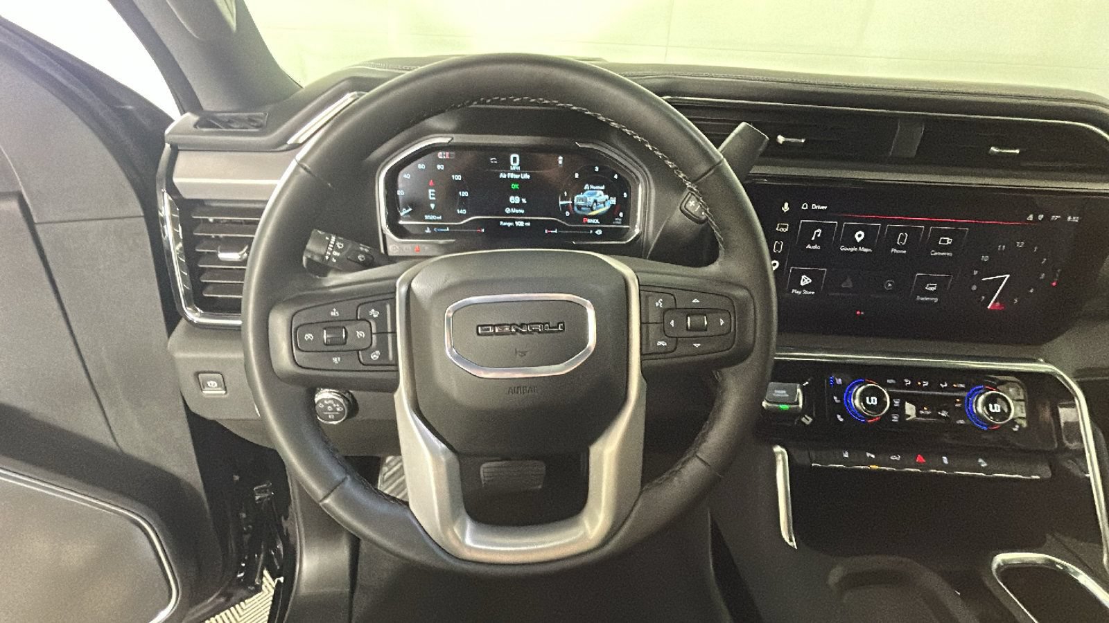 Used 2025 GMC Sierra 2500 Denali w/ Denali Reserve Package AWD/4WD image 18