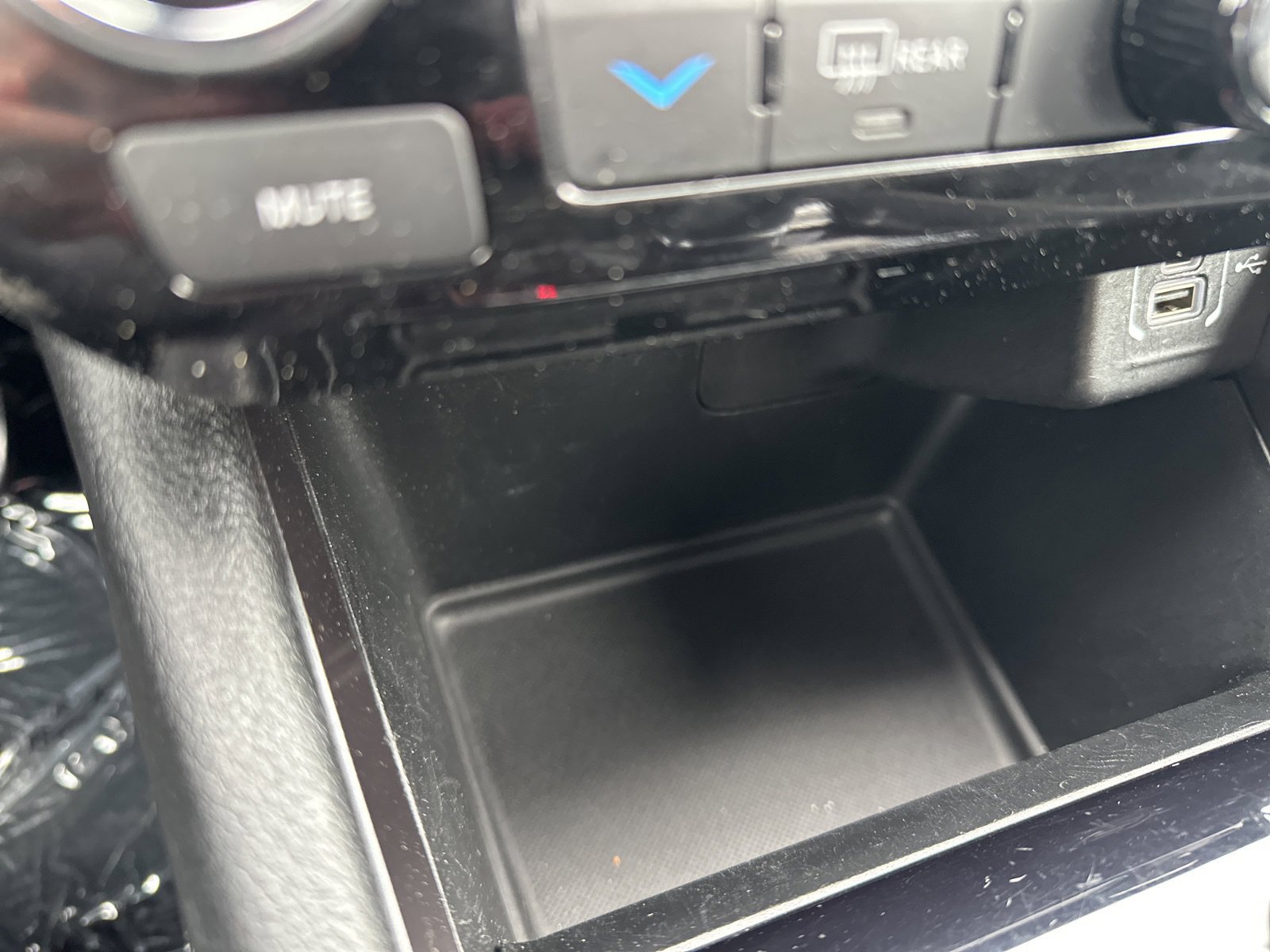 Used 2024 Jeep Compass Latitude AWD/4WD image 59