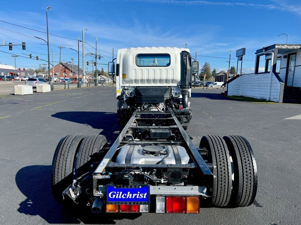 New 2025 Chevrolet Low Cab Forward RWD image 43