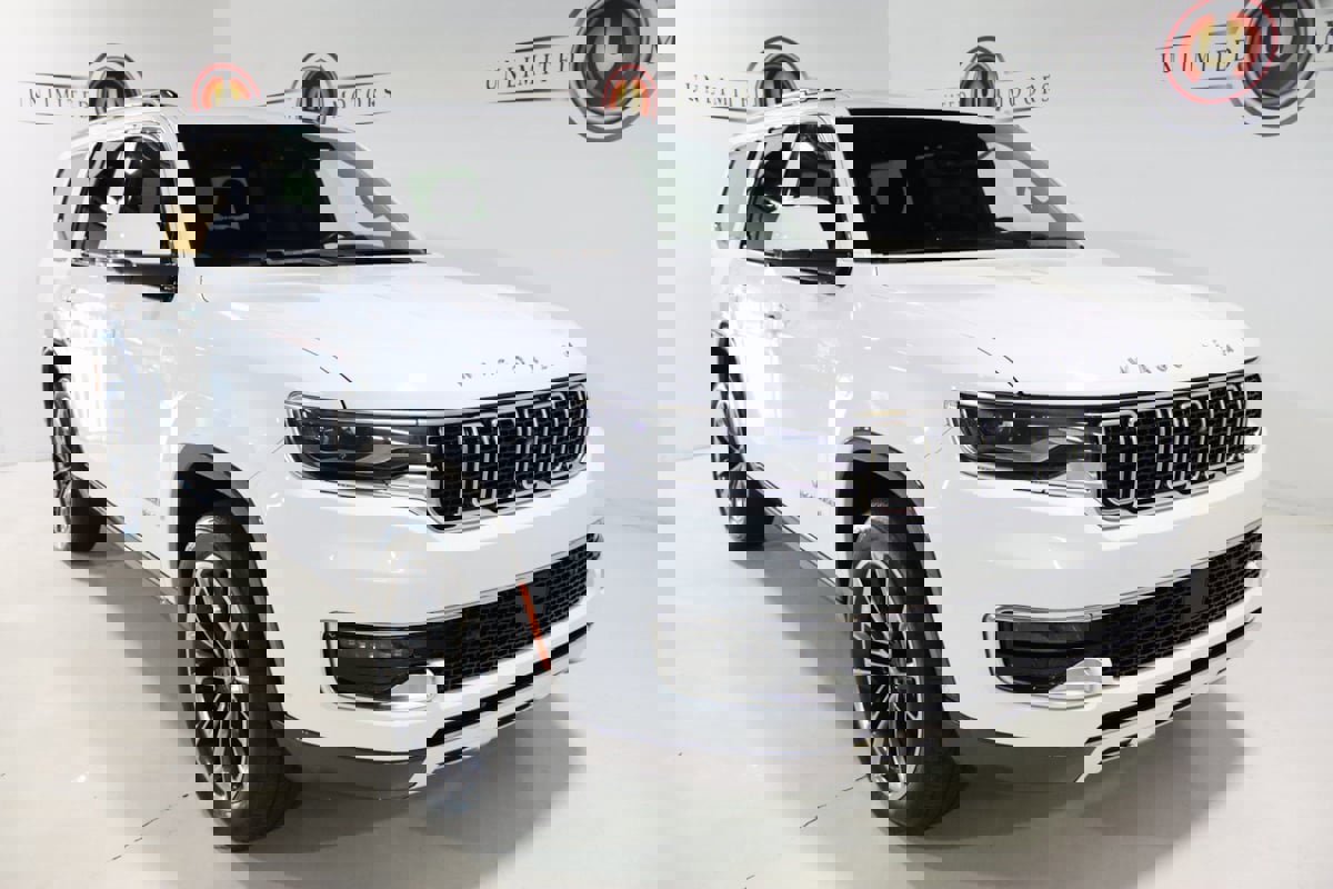 Used 2022 Jeep Wagoneer Series III w/ Premium Group I image 8