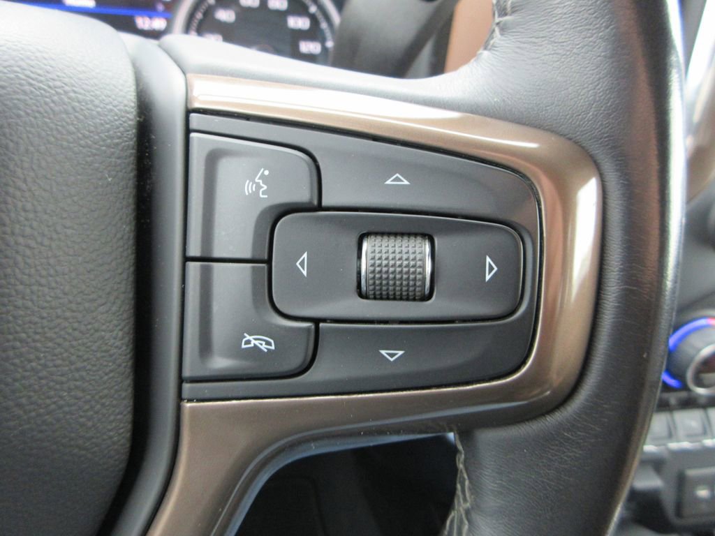 Certified 2022 Chevrolet Silverado 3500 High Country w/ Safety Package II image 31