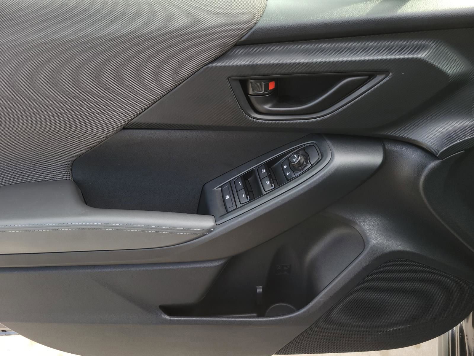 Certified 2025 Subaru Crosstrek 2.0i Premium image 16