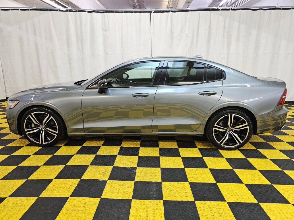 Used 2019 Volvo S60 T5 R-Design FWD image 6