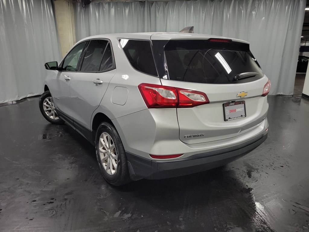 Used 2019 Chevrolet Equinox LS w/ LS Convenience Package AWD/4WD image 6