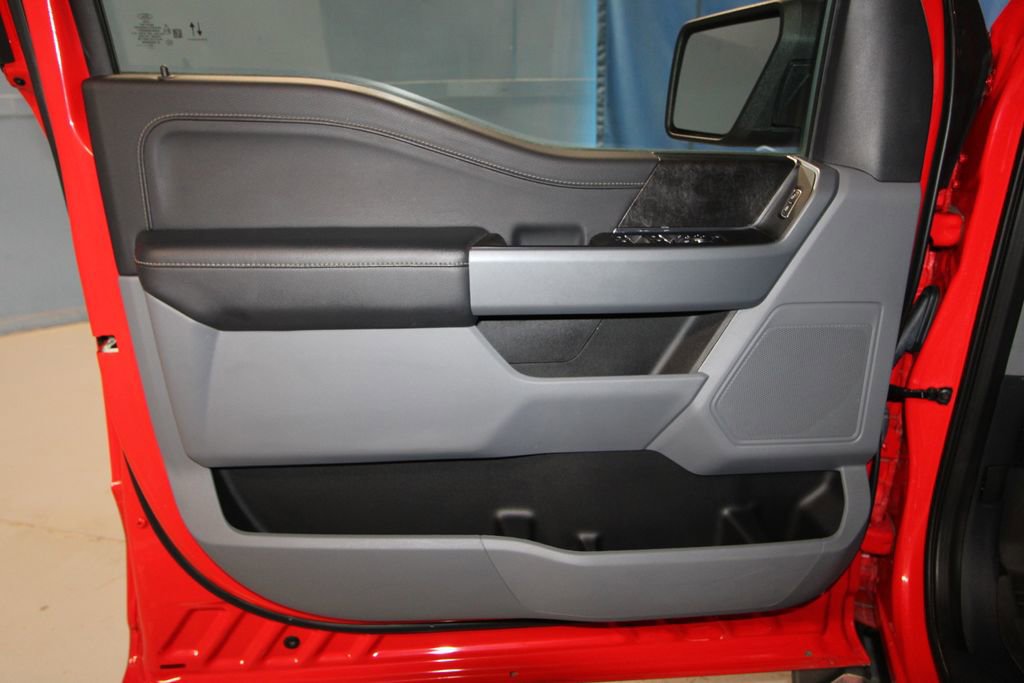 Used 2022 Ford F150 XLT w/ Equipment Group 302A High image 5