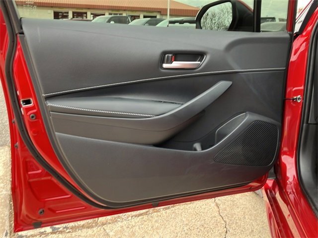 Used 2025 Toyota Corolla SE image 14