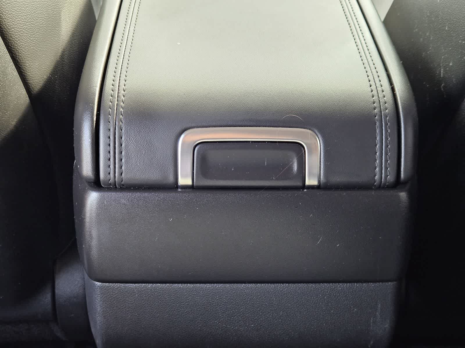 Used 2025 Hyundai Santa Fe Limited AWD/4WD image 30
