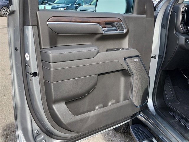 New 2026 GMC Sierra 1500 SLT w/ SLT Premium Plus Package image 15