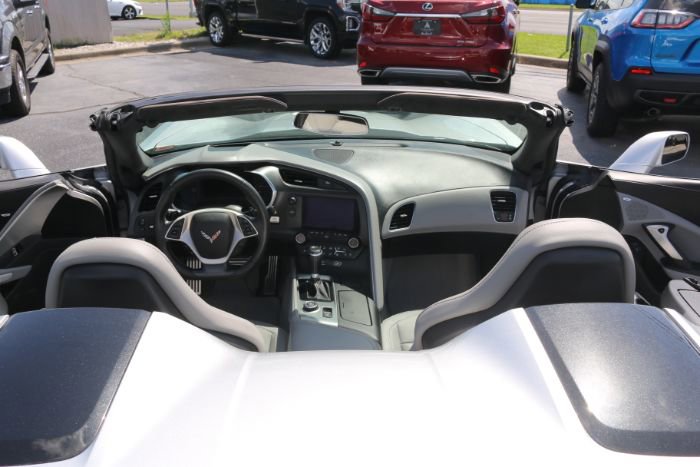 Used 2016 Chevrolet Corvette Stingray Convertible w/ 3LT Preferred Equipment Group image 22