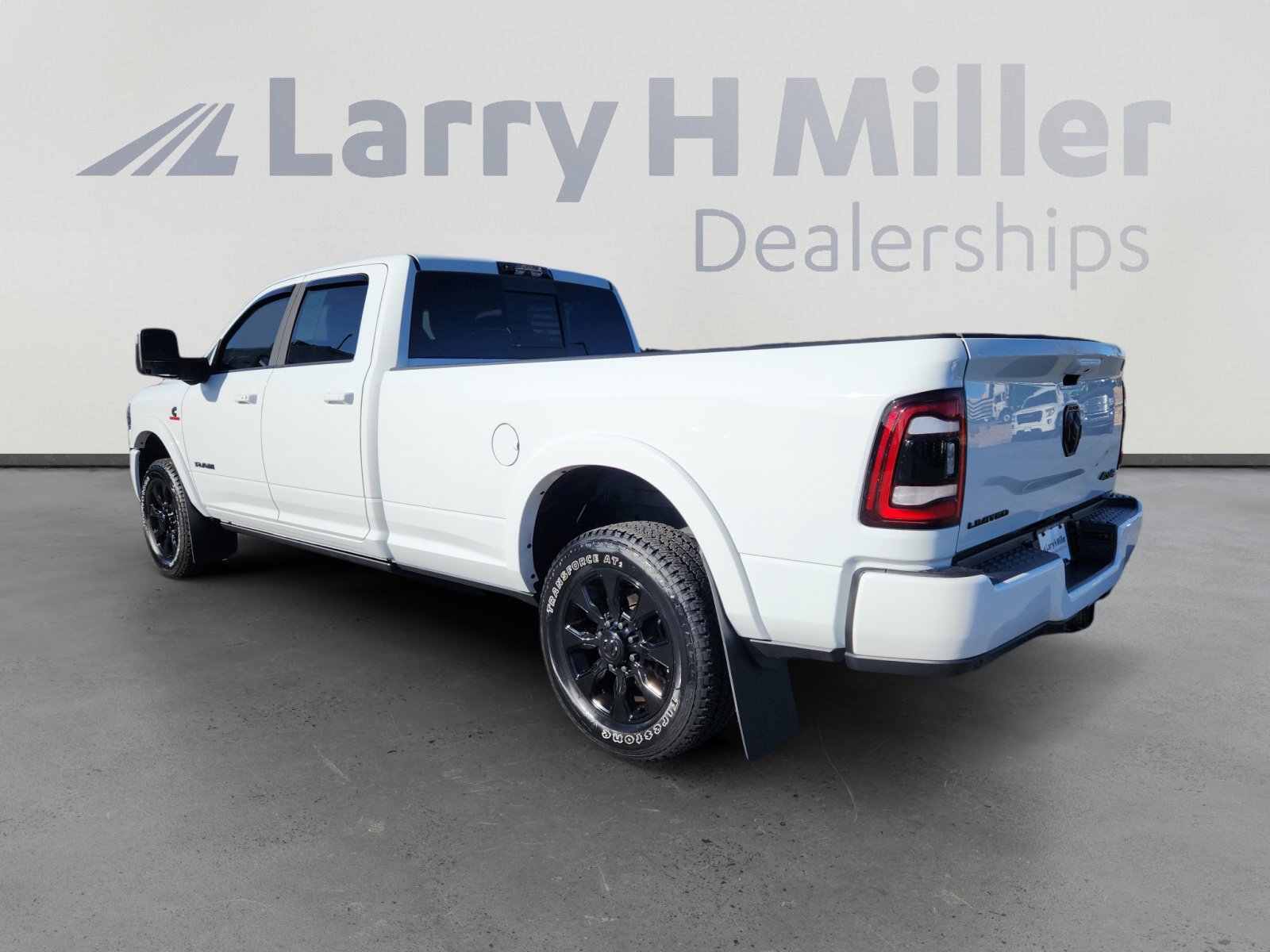 Used 2024 RAM 3500 Limited w/ Night Edition image 3