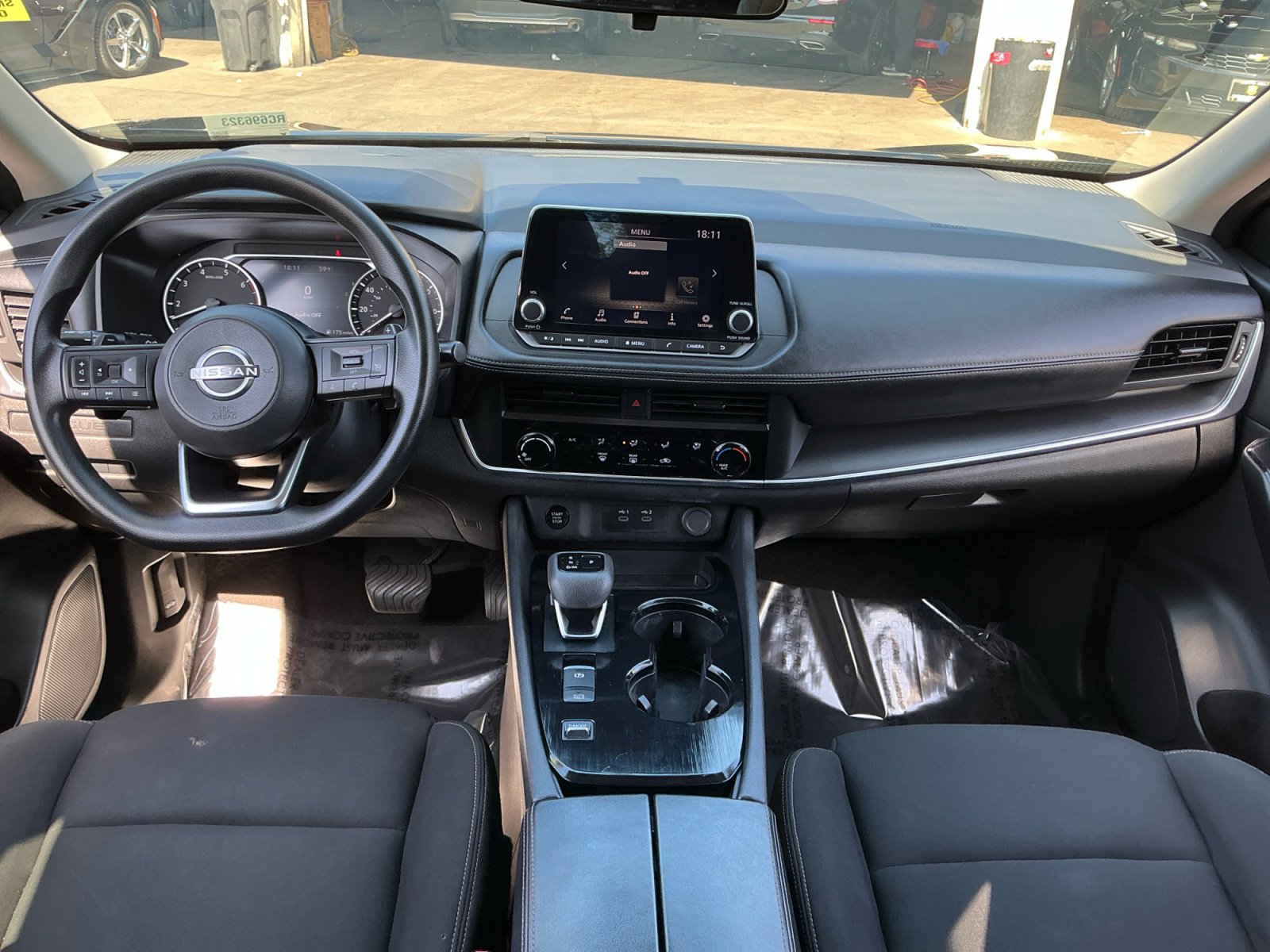 Used 2024 Nissan Rogue S image 15