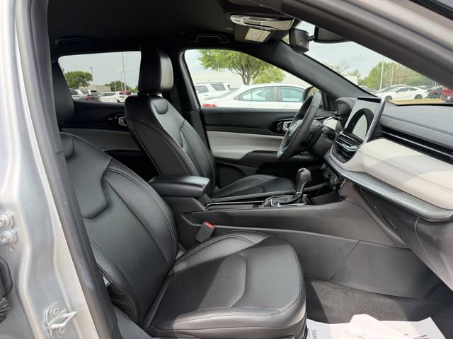 Used 2025 Jeep Compass Limited AWD/4WD image 27