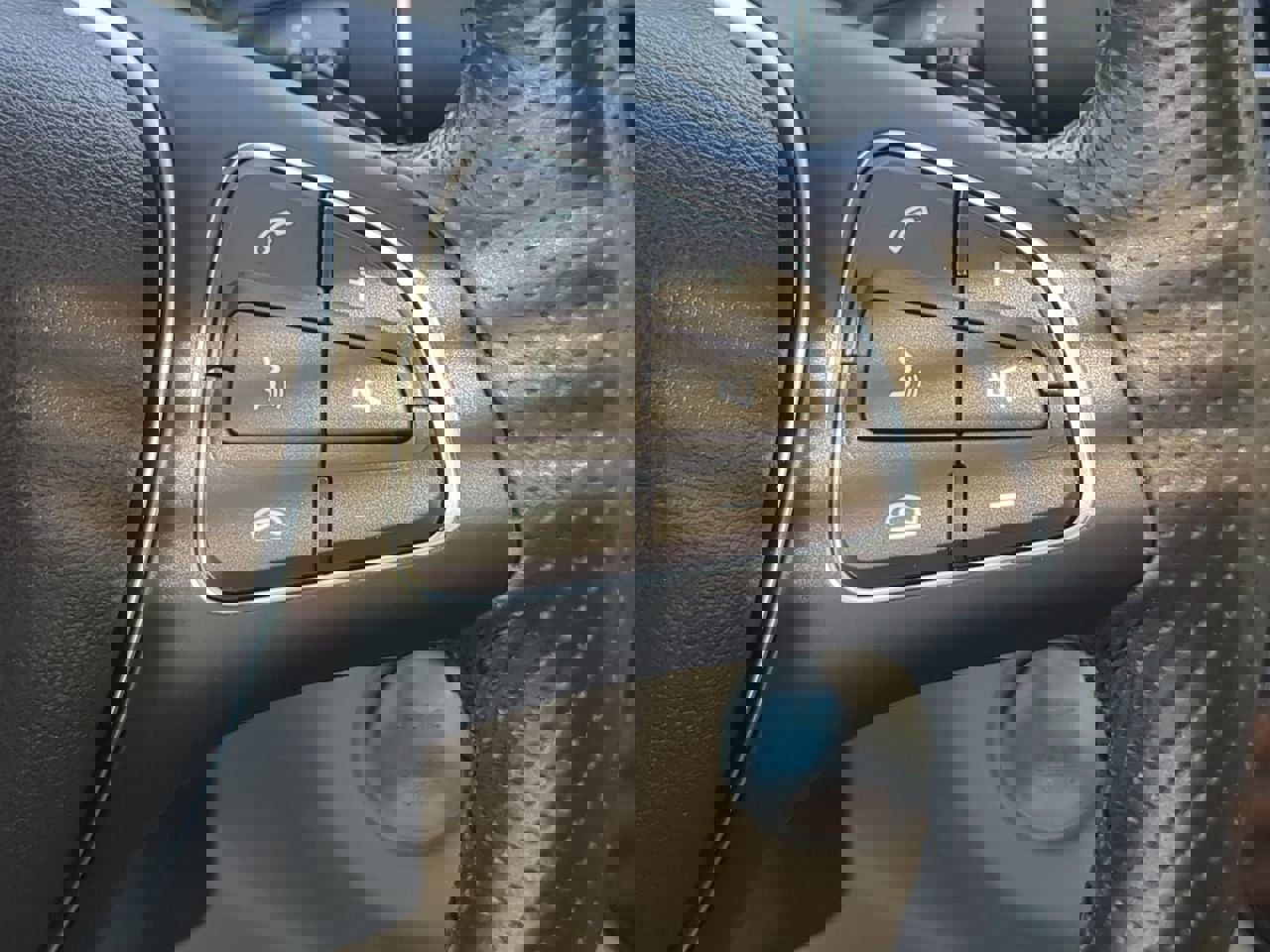 Used 2019 Mercedes-Benz GLE 400 4MATIC image 25