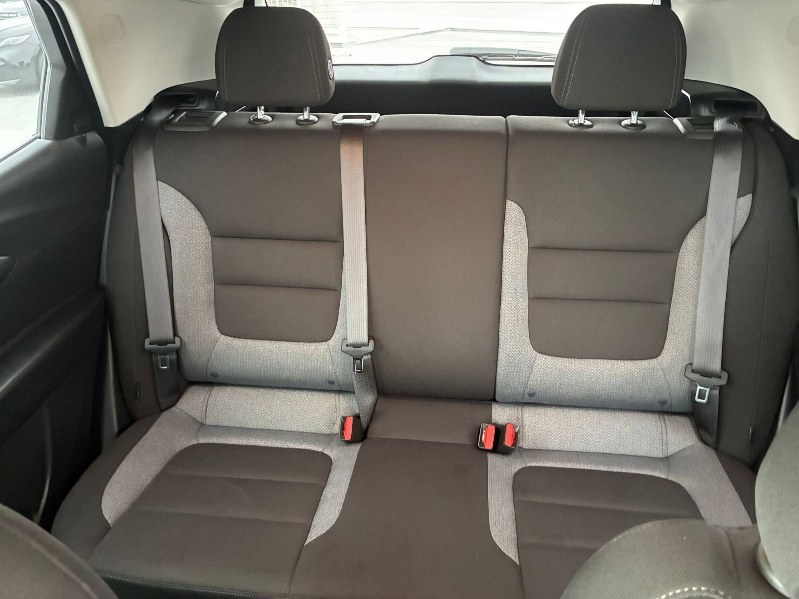 Used 2025 Chevrolet TrailBlazer LT image 36