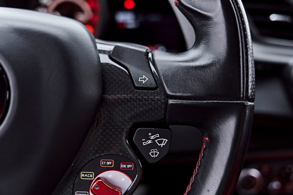 Used 2018 Ferrari 488 GTB RWD image 67