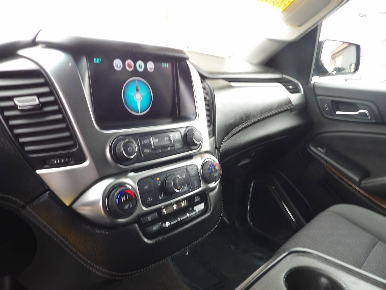 Used 2016 Chevrolet Tahoe LS image 7