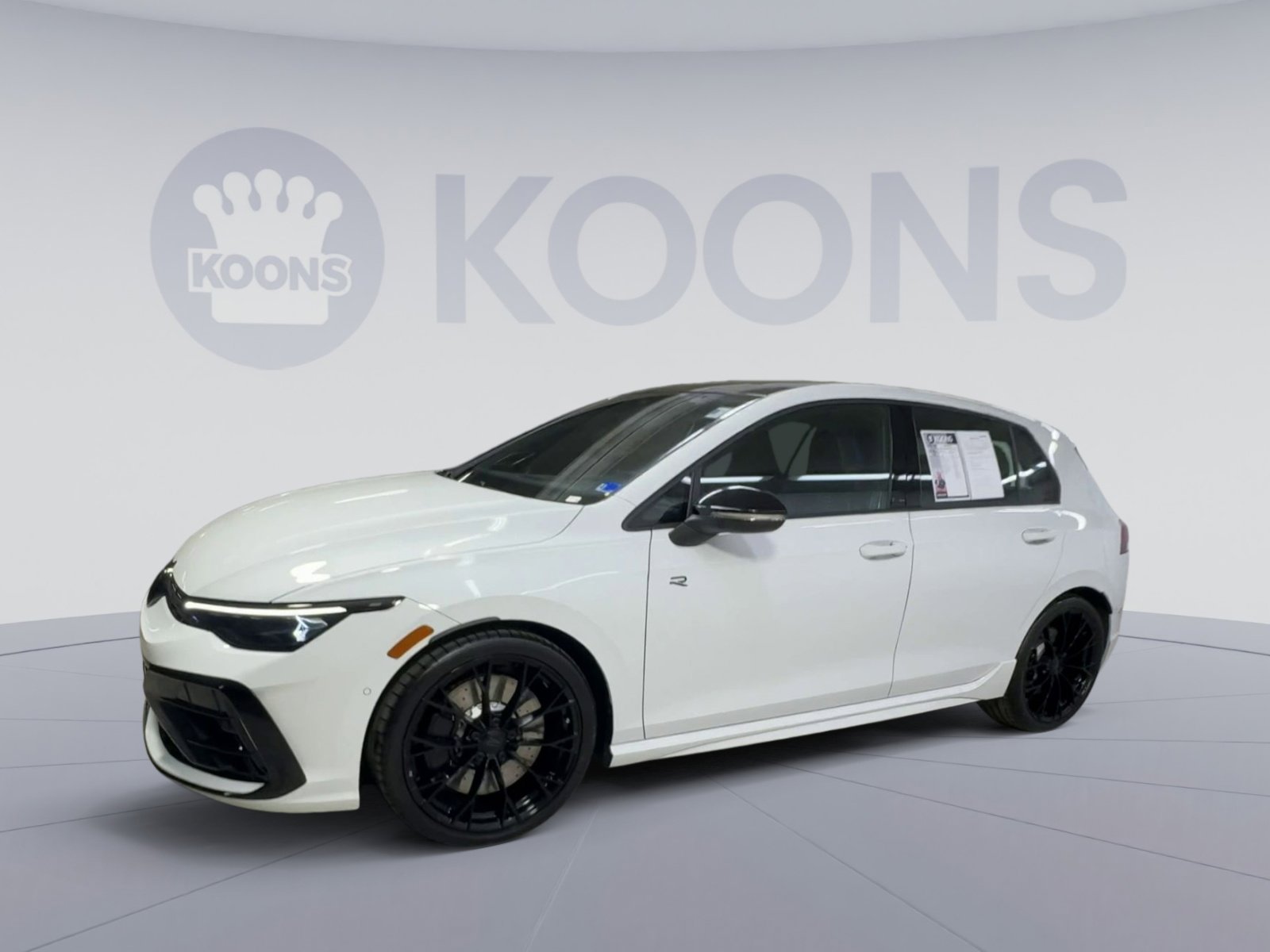 Used 2025 Volkswagen Golf R Black Edition AWD/4WD image 5