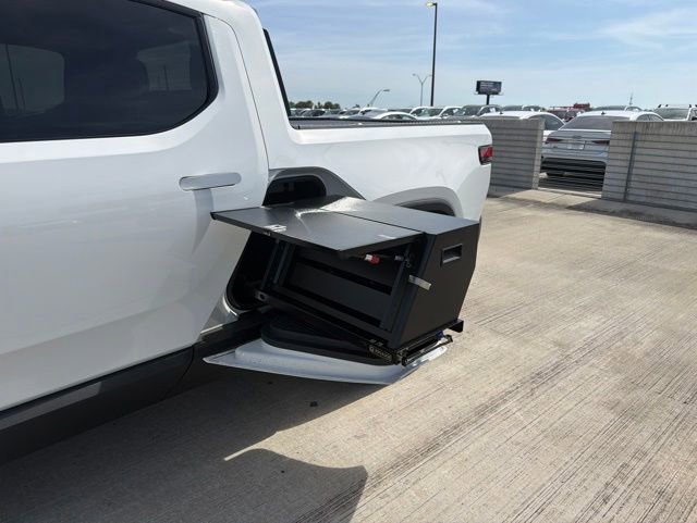 Used 2023 Rivian R1T Adventure AWD/4WD image 11