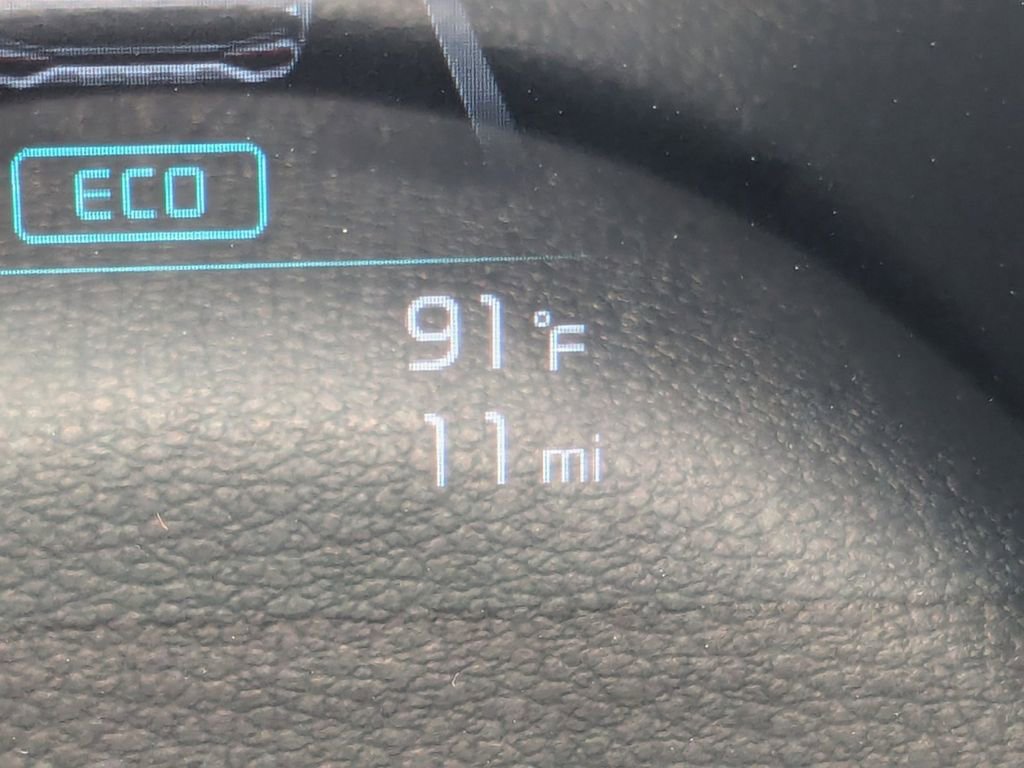 Used 2024 Kia Sportage LX image 29