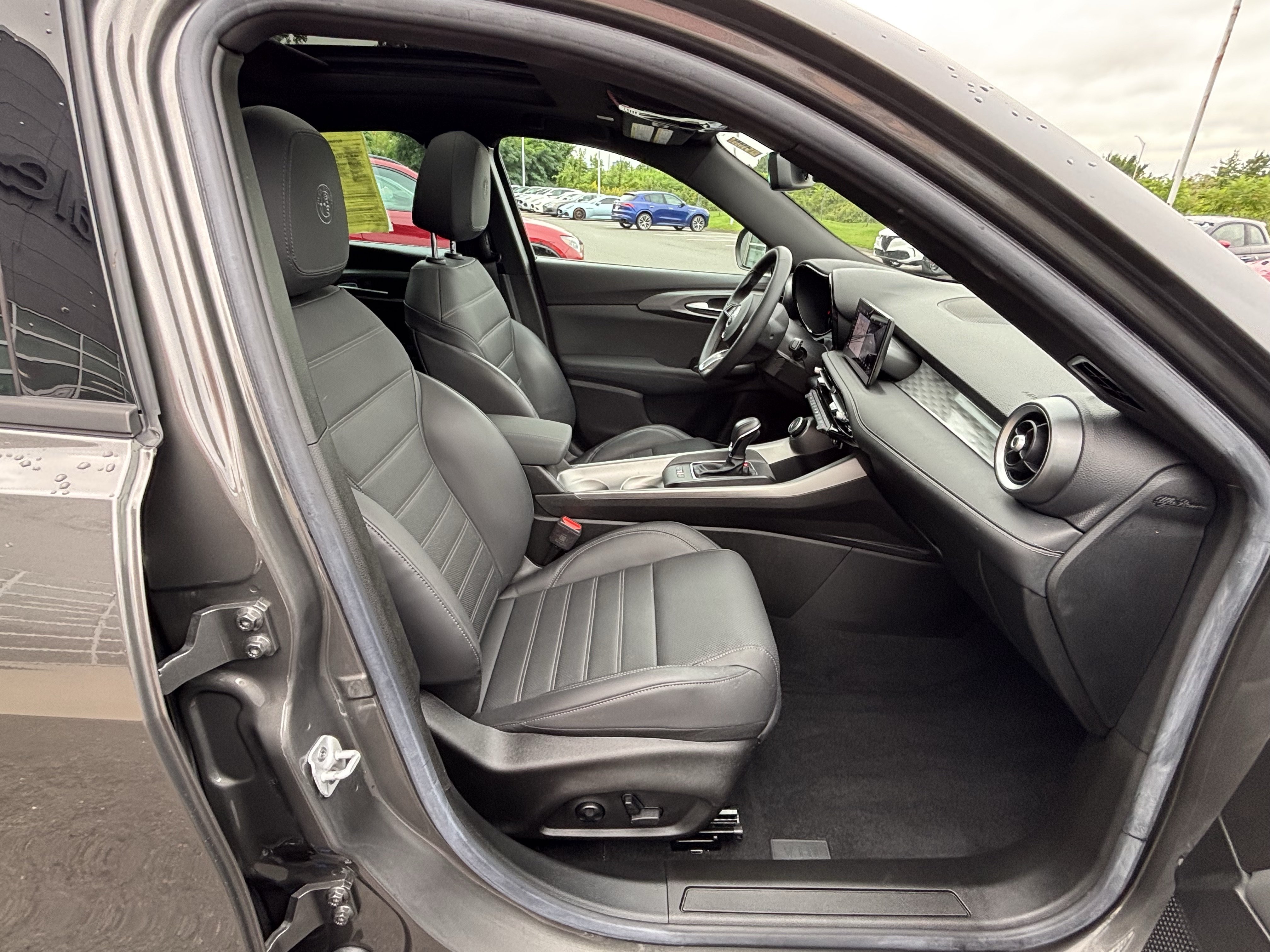 Used 2024 Alfa Romeo Tonale Ti w/ Active Assist Package AWD/4WD image 31