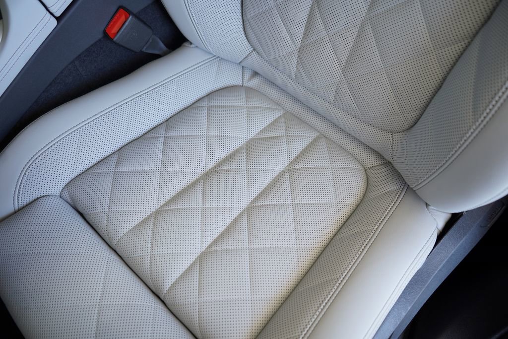 Used 2026 BMW X5 sDrive40i RWD image 12