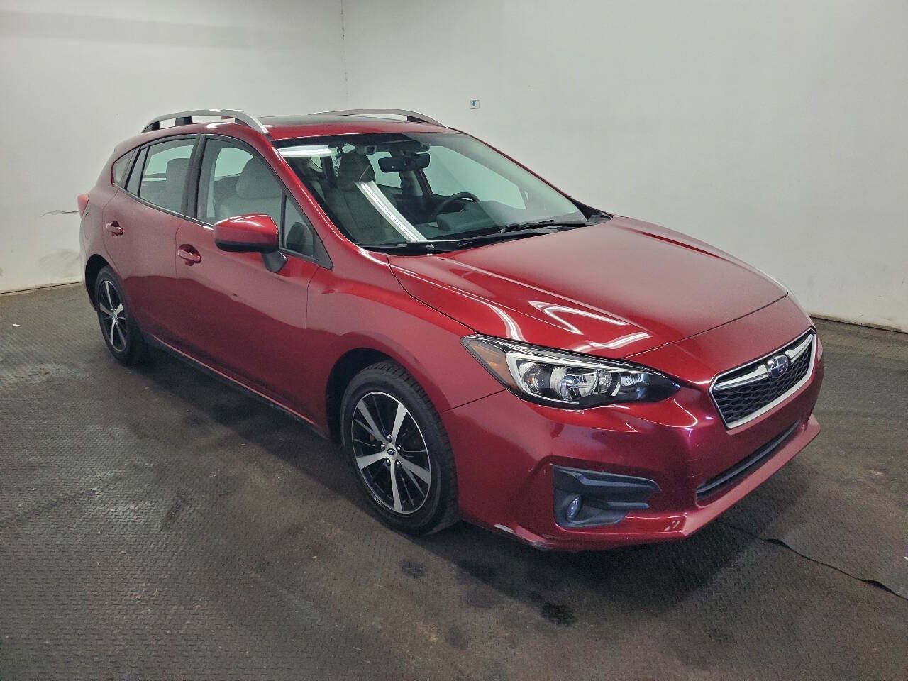 Used 2019 Subaru Impreza 2.0i Premium AWD/4WD image 3