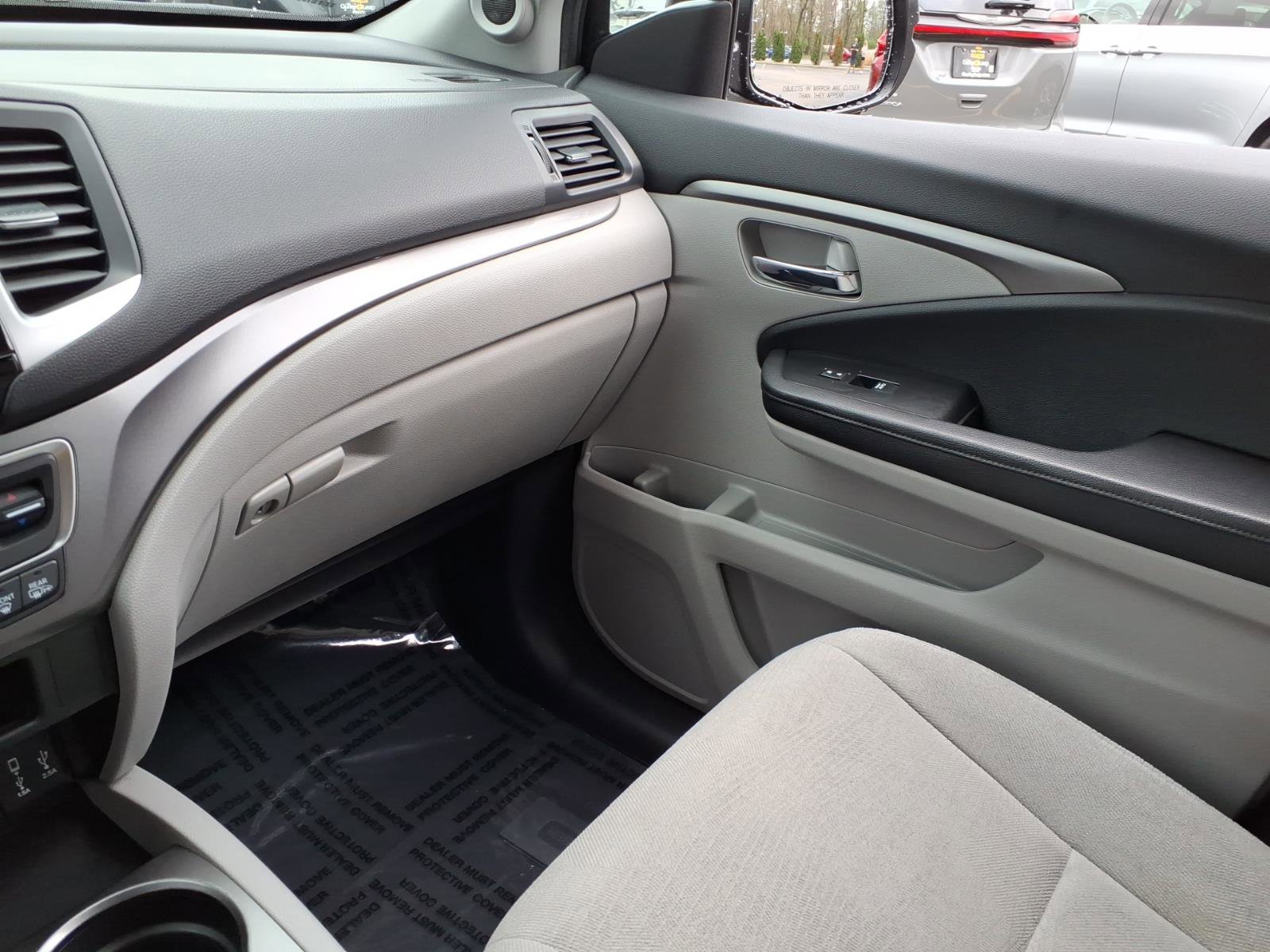 Used 2018 Honda Pilot EX image 25