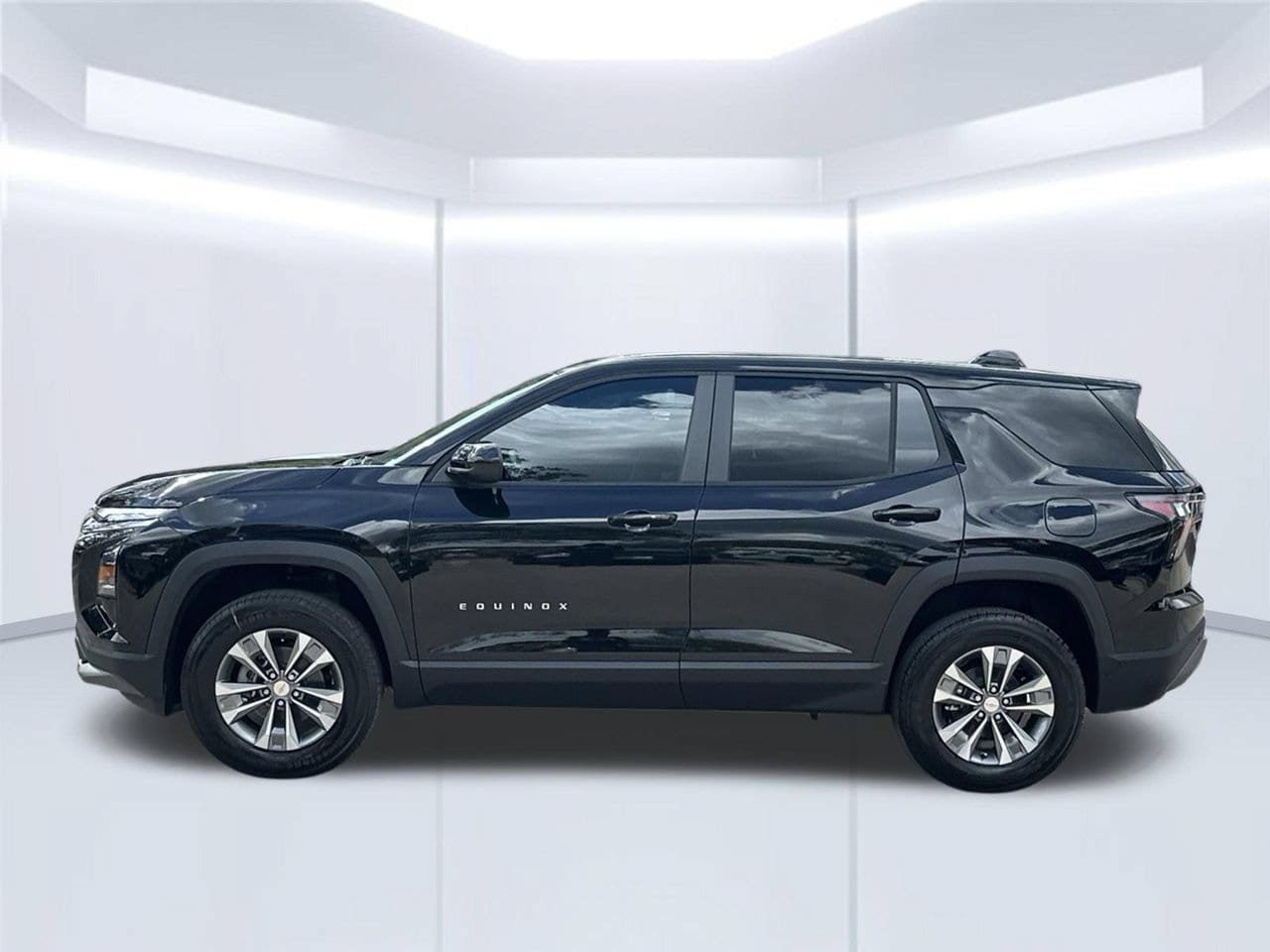 New 2027 Chevrolet Equinox LT FWD image 2