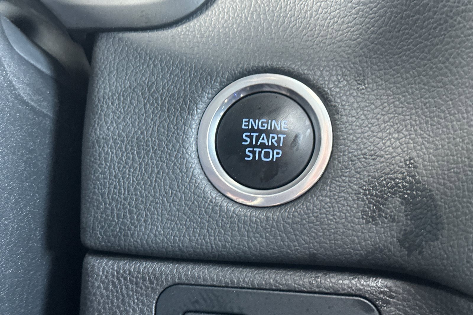 Used 2024 Toyota Tundra Limited image 21