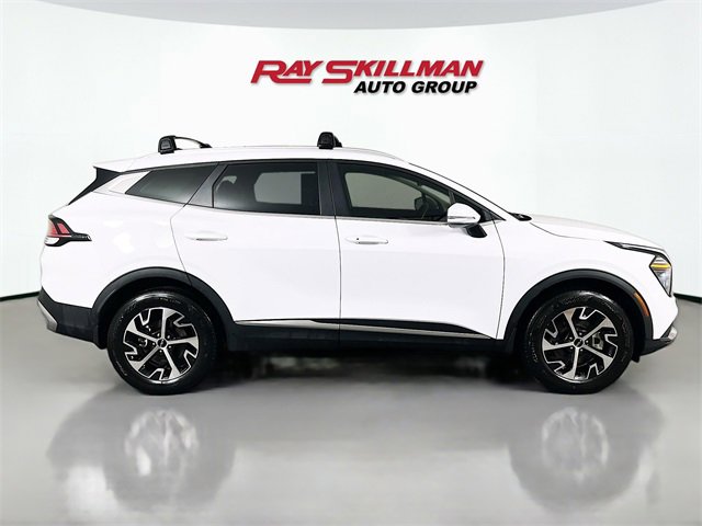 Used 2024 Kia Sportage EX image 8