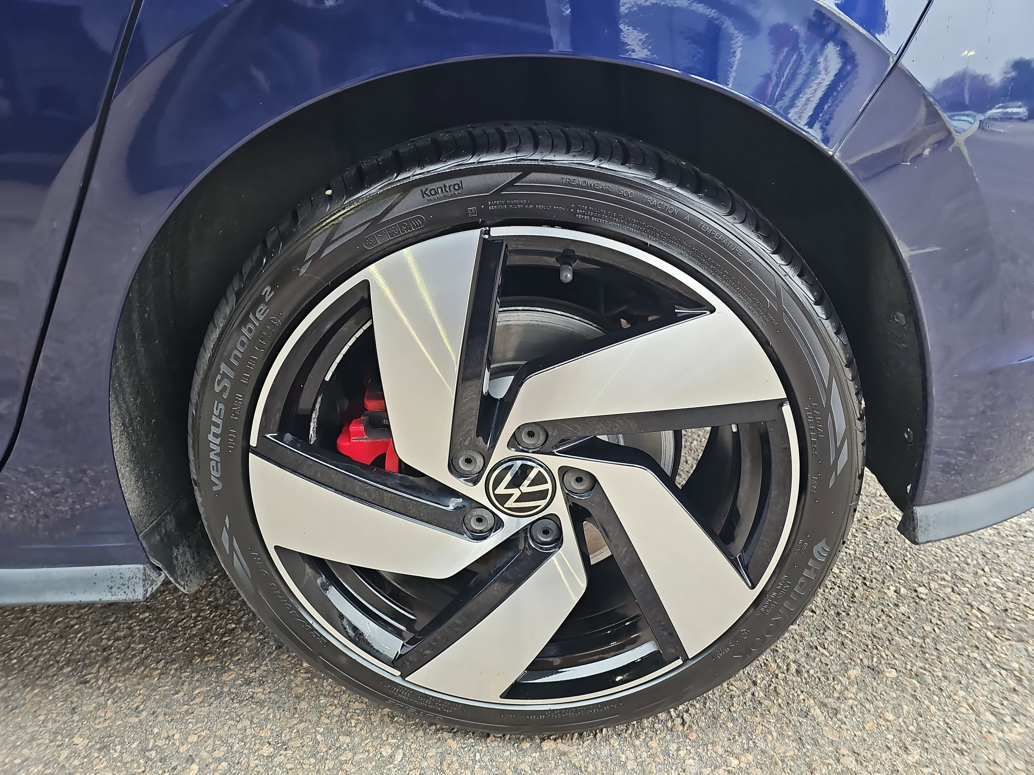 Used 2022 Volkswagen GTI SE image 33