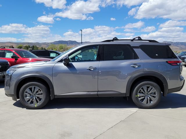 New 2026 Nissan Pathfinder SV w/ SV Premium Package AWD/4WD image 2