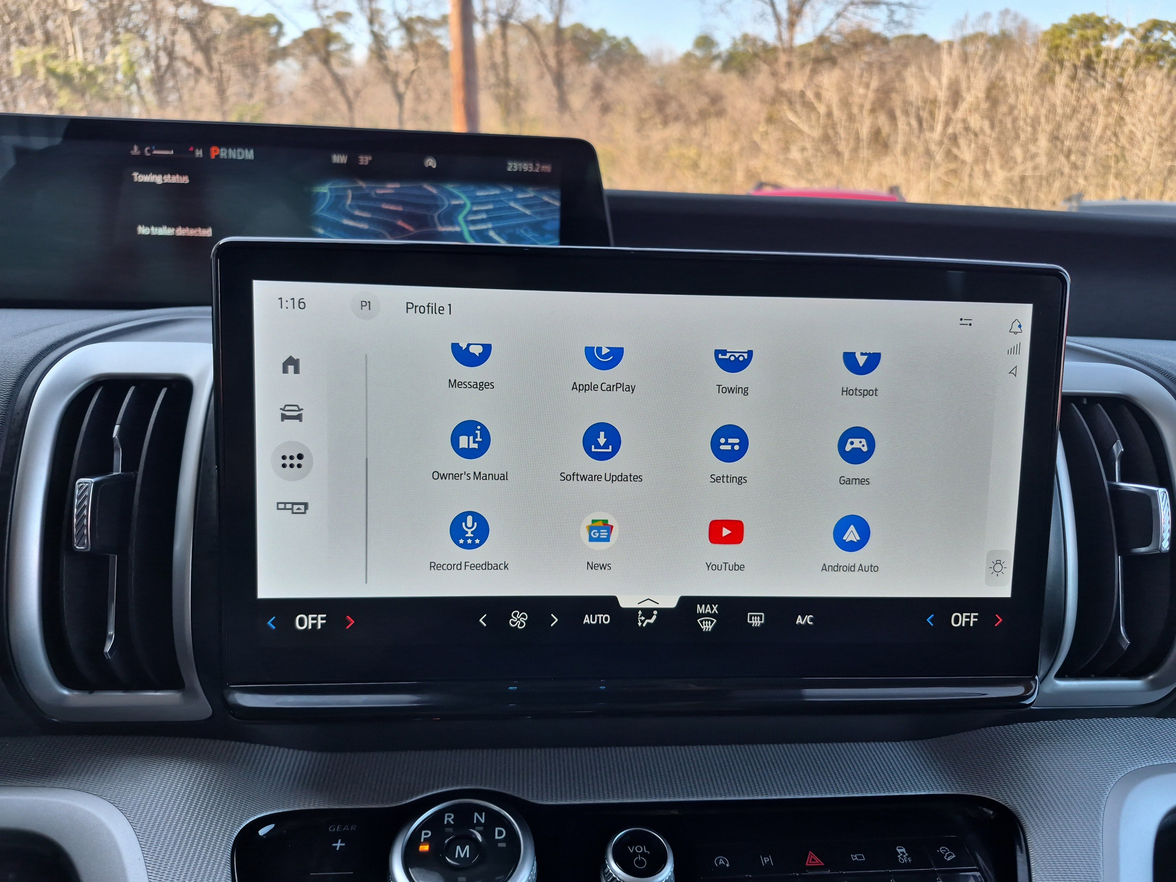 Certified 2025 Ford Expedition Active AWD/4WD image 36