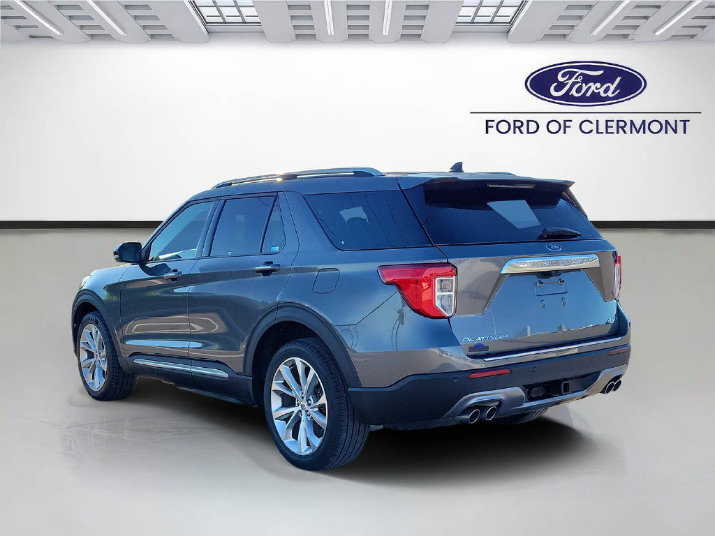 Used 2023 Ford Explorer Platinum w/ Technology Package AWD/4WD image 3