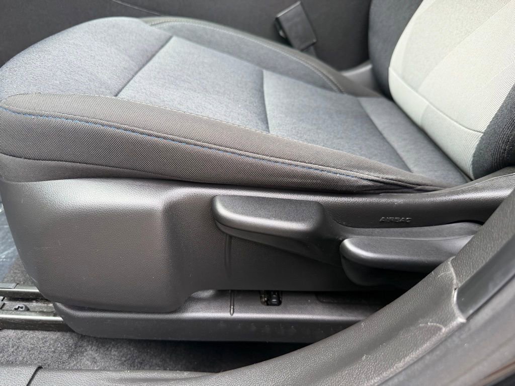 Used 2024 Chevrolet Trax LS image 17