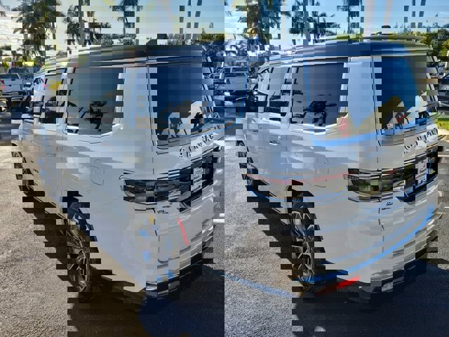 Used 2024 Jeep Grand Wagoneer L Series III w/ Rear Seat Video Group 1 image 3