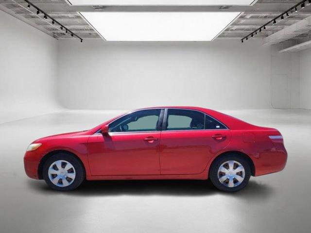 Used 2008 Toyota Camry LE FWD image 2