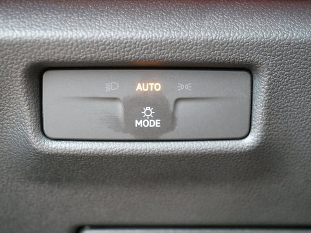 Certified 2026 Volkswagen Tiguan SE AWD/4WD image 27