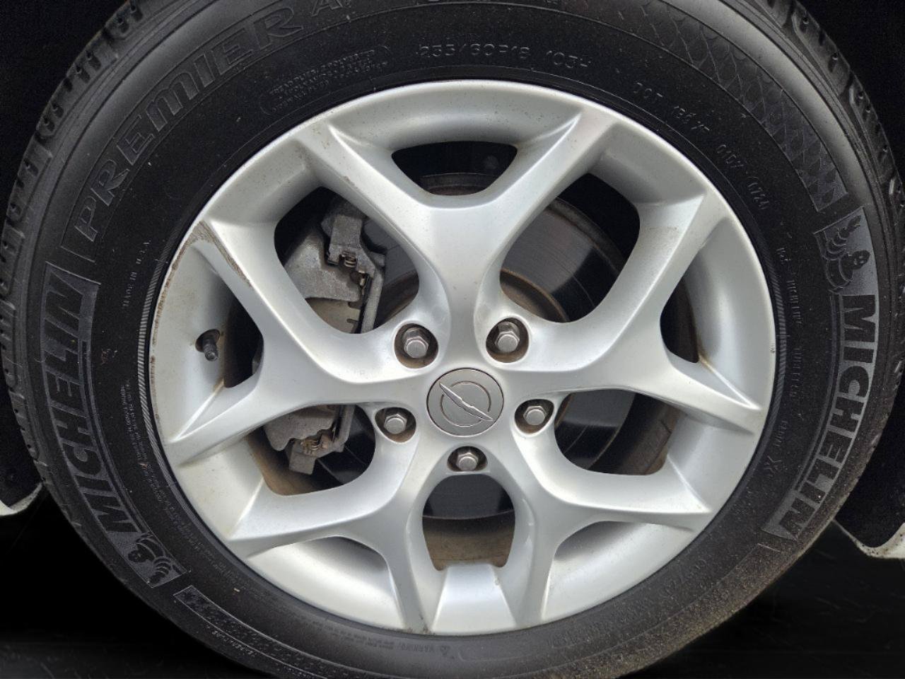 Used 2017 Chrysler Pacifica Touring-L Plus w/ Tire & Wheel Group FWD image 42