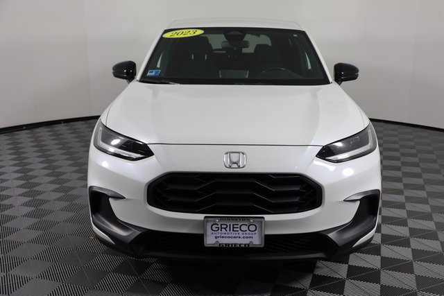 Used 2023 Honda HR-V Sport image 3