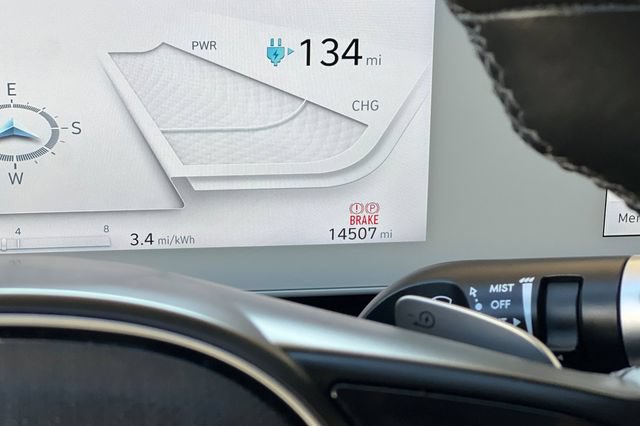 Certified 2024 Hyundai Ioniq 5 SEL RWD image 33