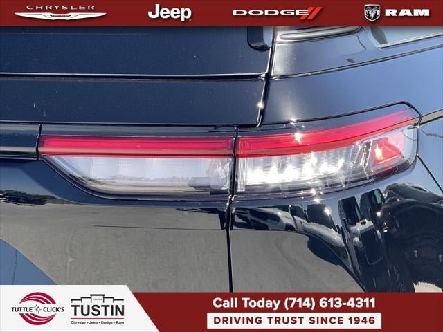 New 2027 Jeep Grand Cherokee Limited AWD/4WD image 49